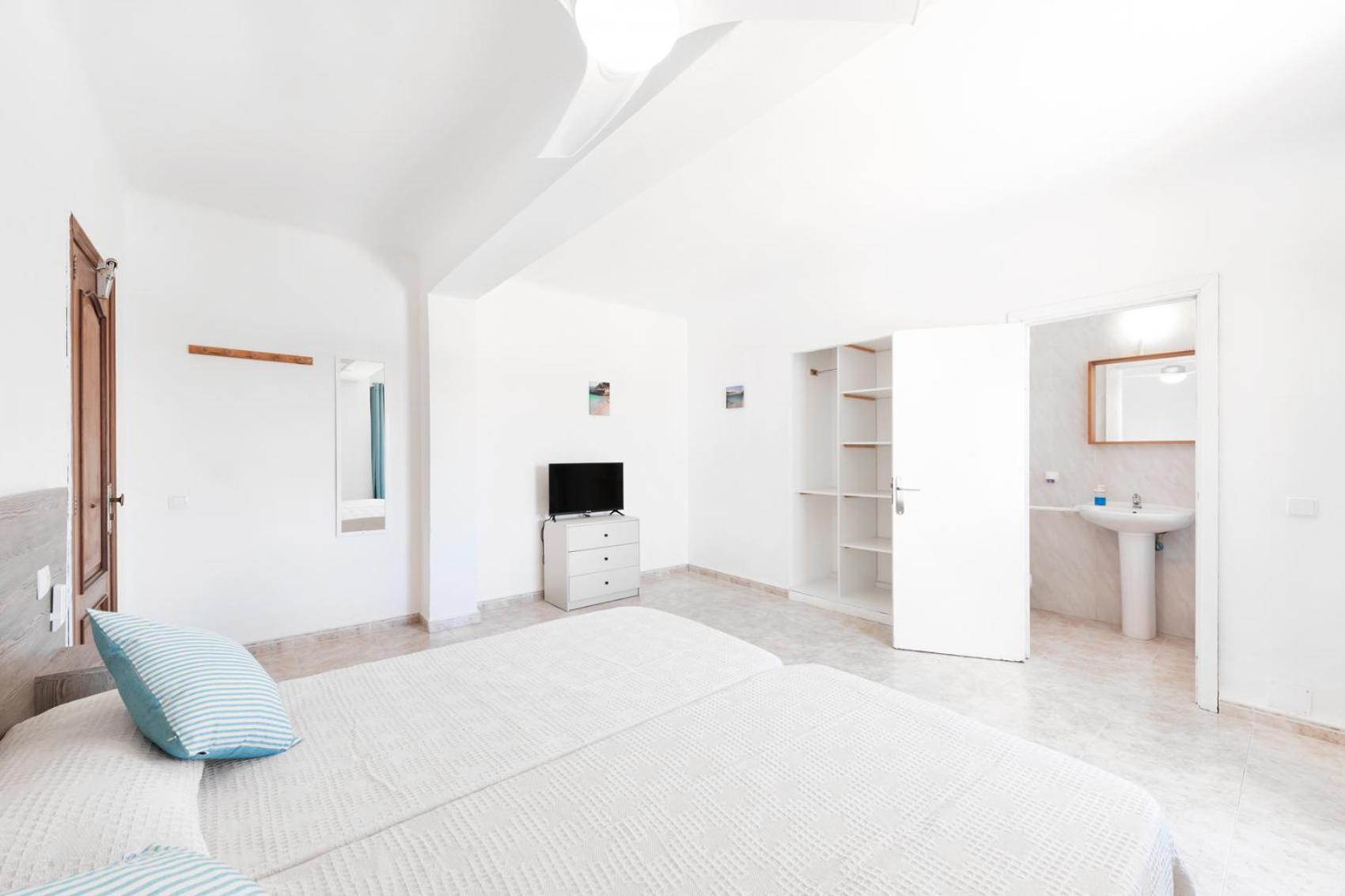 Hostal Cala Llombards Esterno foto